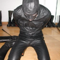 SkinLthrSSlave