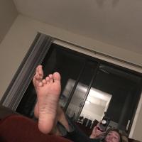 axelneedscum